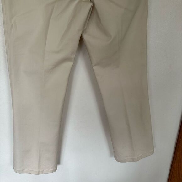 Jil Sander Women’s Cream Pleat Front Scoop Pocket Straight Leg Pant - Picture 10 of 11